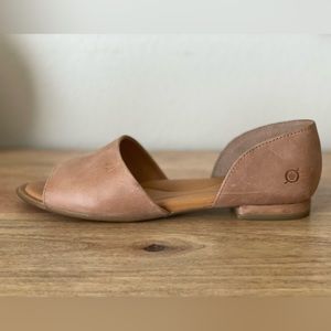Born Leather Open Toe d’Orsey Flats. Light Brown/ Tan. Sz. 9